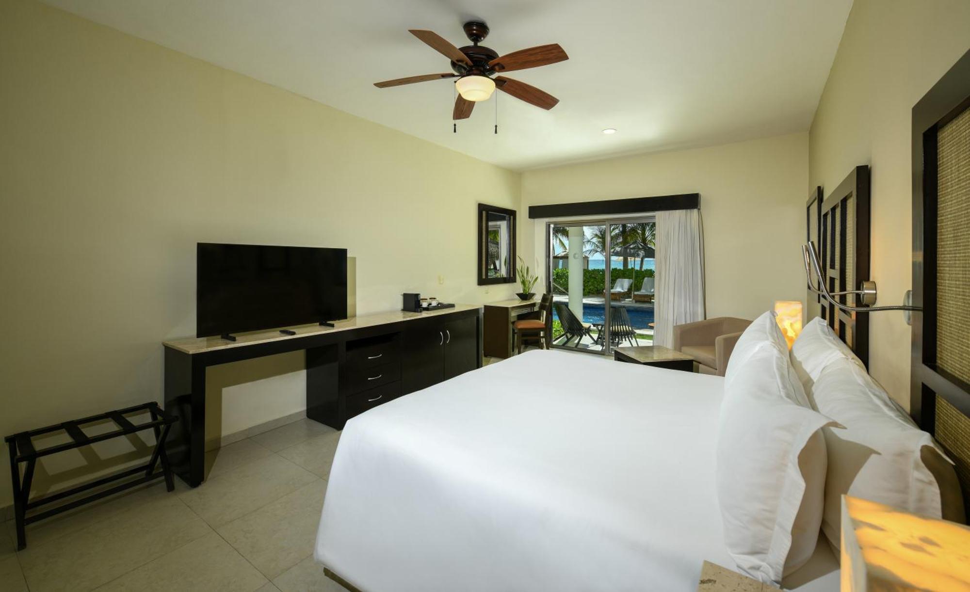 Royal Retreat Haven Suite