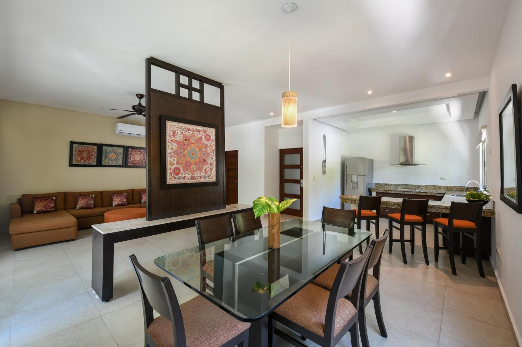 Royal Retreat 1 Bedroom Studio